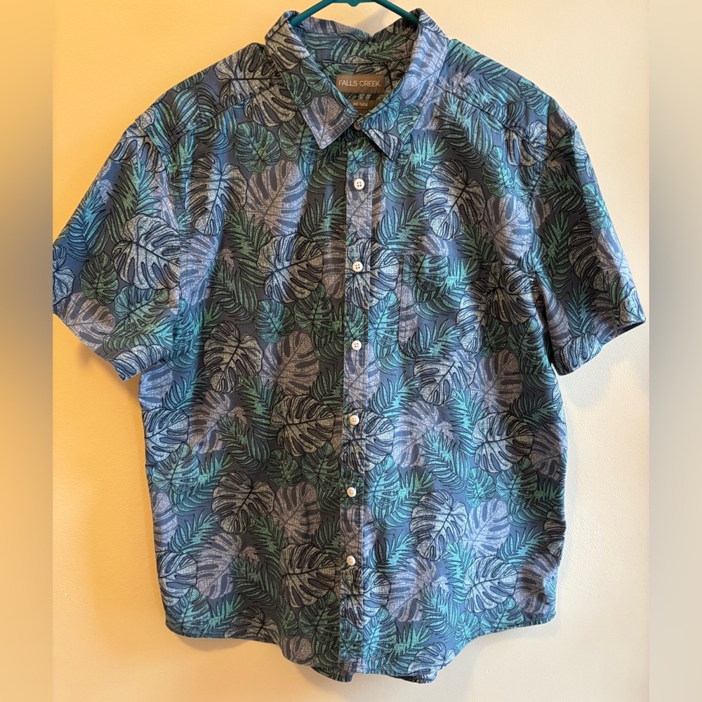 Men’s Tropical Print Casual Shirt in Blue and Green
